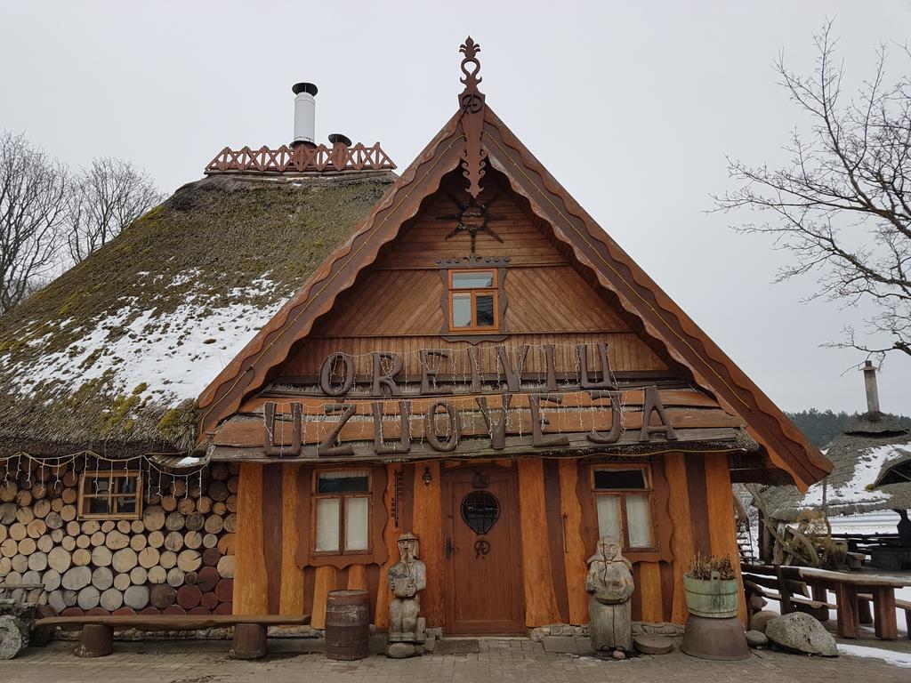 Oreiviu Uzuoveja Kaimynai Exterior foto